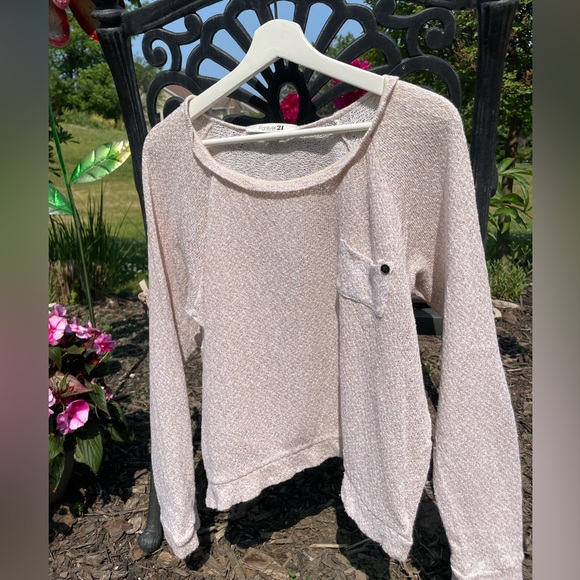 FOREVER 21 SWEATER - Picture 1 of 4